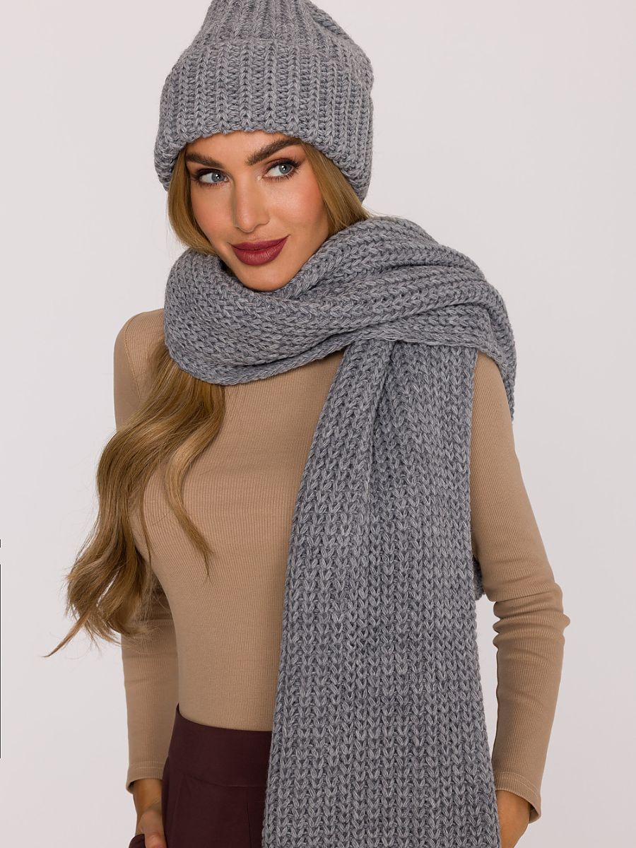 Shawl model 219550 Moe